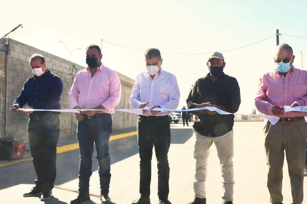 Sigue Gobernador con entrega de obras viales para Coahuila