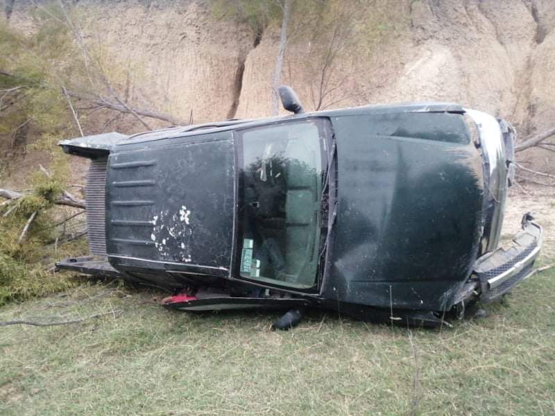 Camioneta cayó en tajo a cielo abierto en predio La Minita, hay un muerto