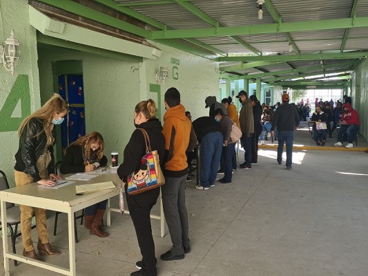 Pre-registran a 360 estudiantes para la Beca Benito Juárez