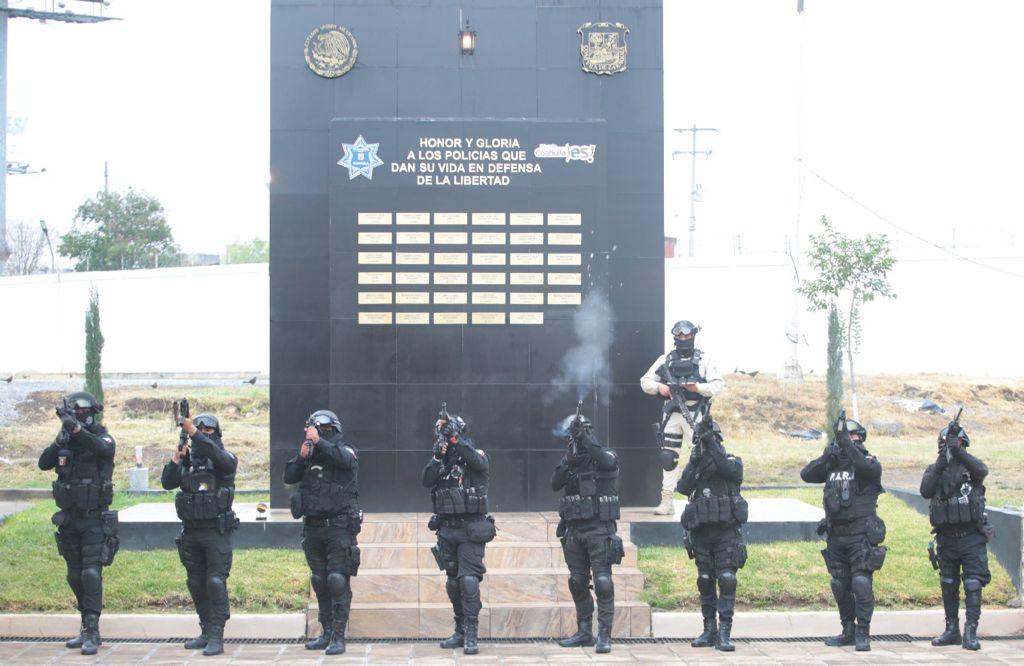 Policías caídos en combate, el costo de blindar el estado: Olmos
