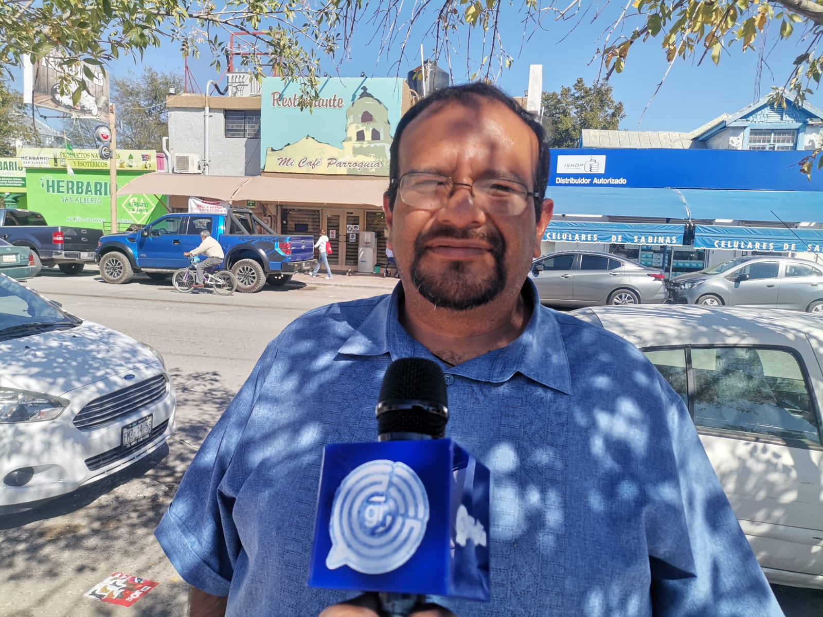 Se cumple con sanitización de taxis y combis en Sabinas