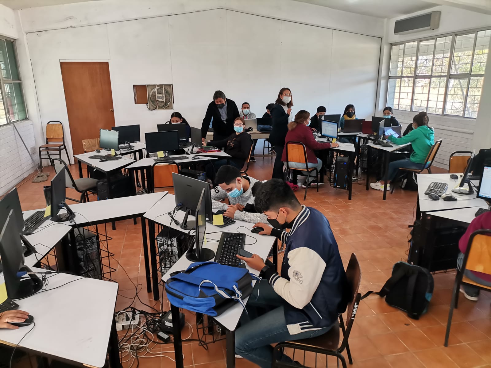 Profes serán sometidos a estudio científico para conseguir revacunación