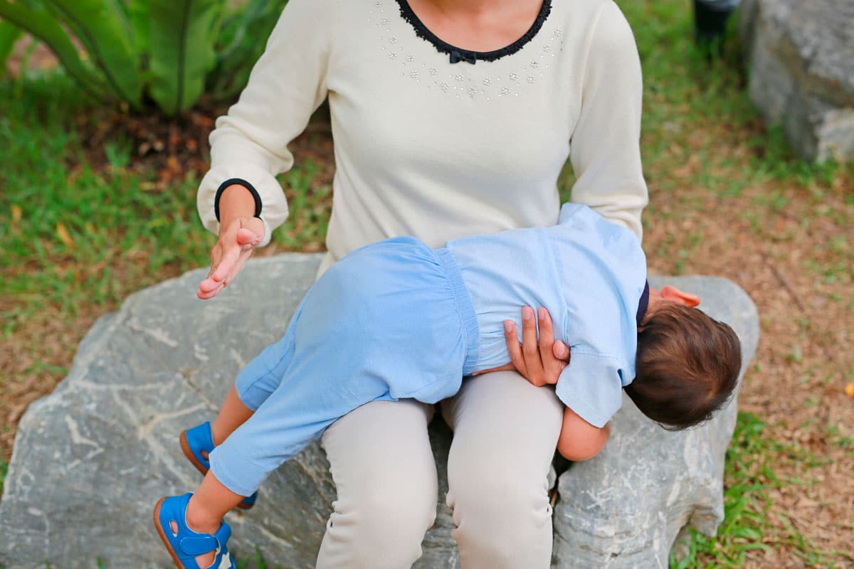 Educar a nalgadas, ¿maltrato infantil?