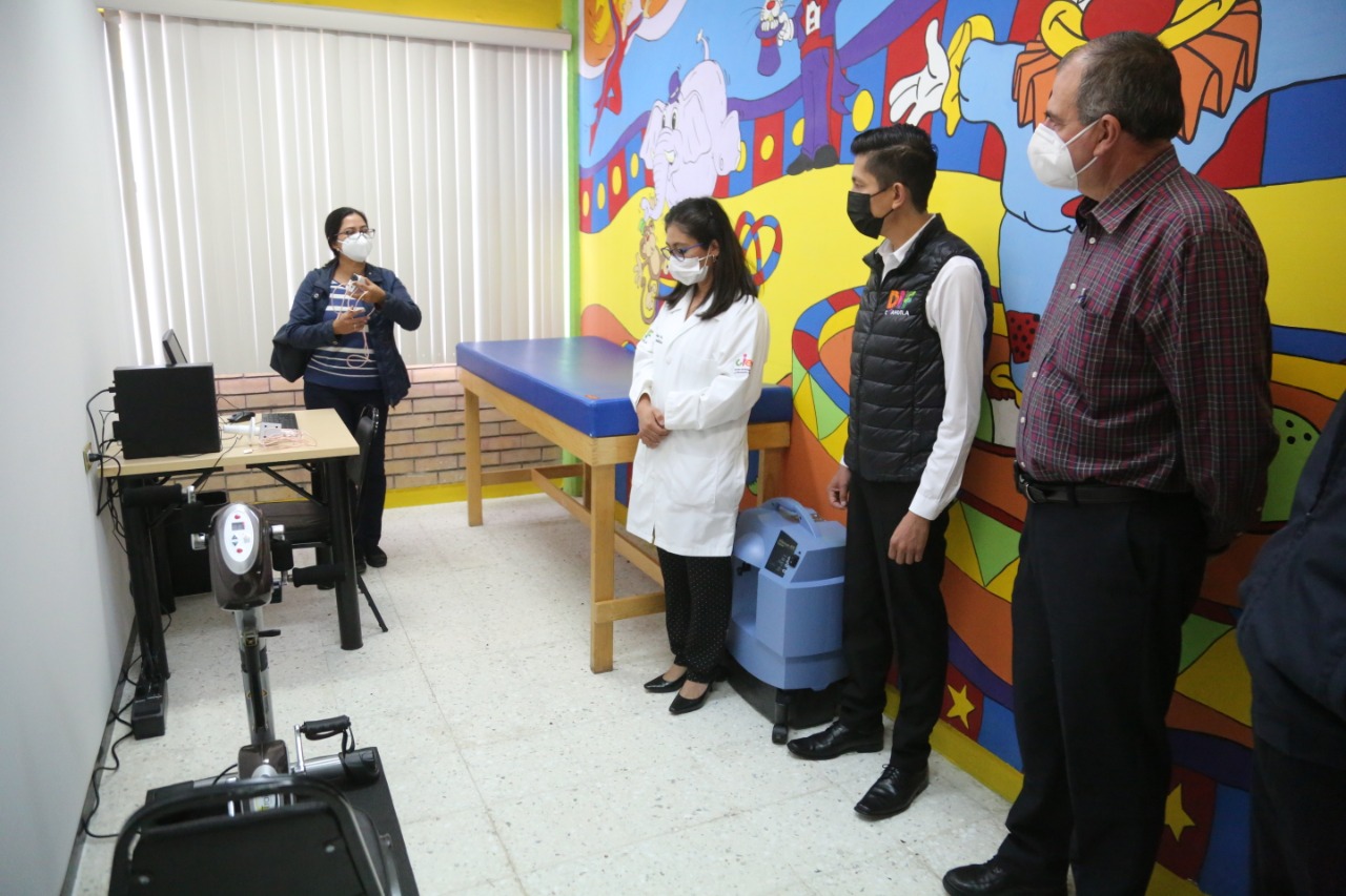 Ofrece DIF Coahuila terapia de rehabilitación pulmonar a pacientes post-covid