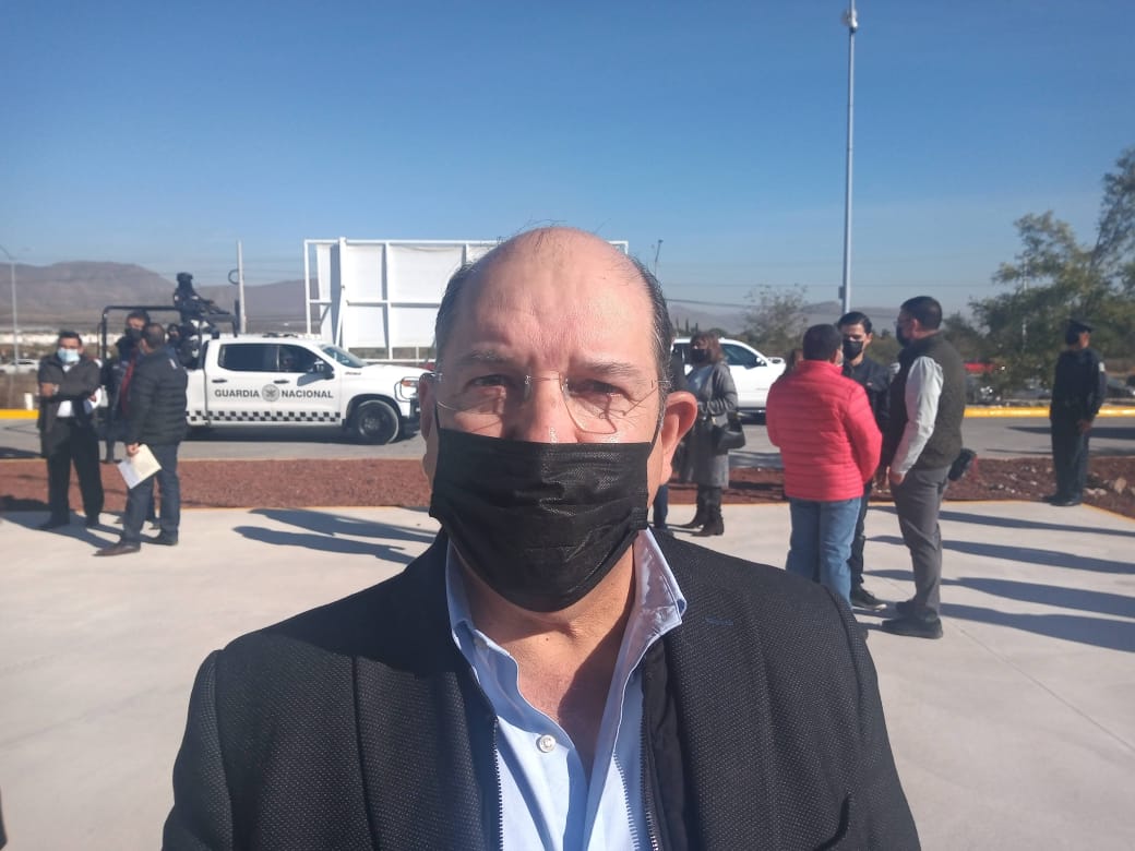 Tiende Canaco Saltillo la mano a Chema Fraustro