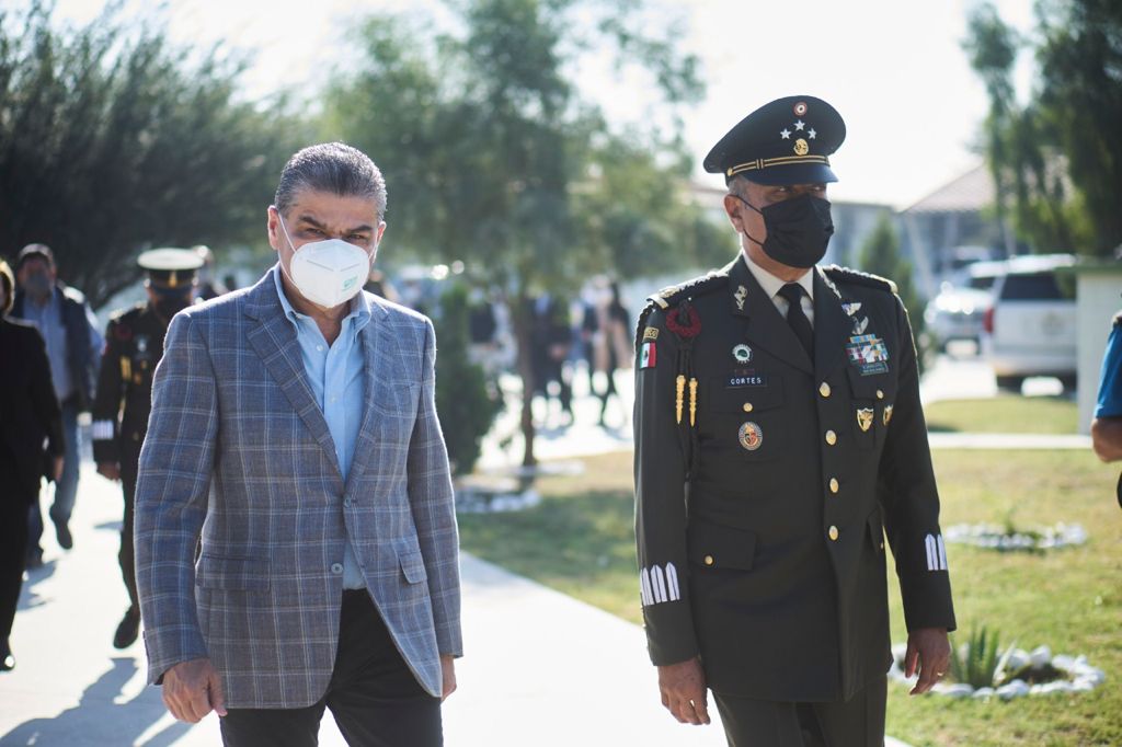 Acude Riquelme a toma de posesión del Mando Especial de la Laguna