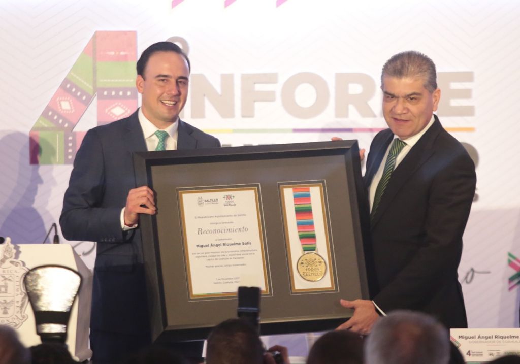 Manolo Jiménez va a Desarrollo Social, anuncia Riquelme