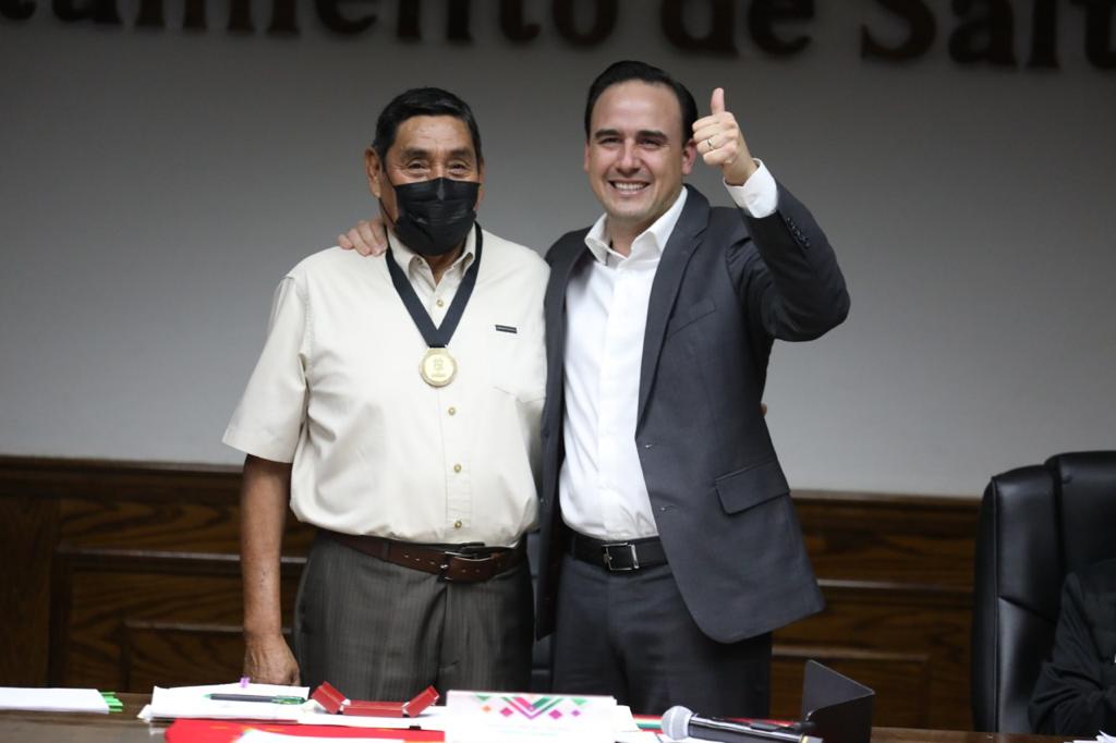 Agradece Manolo trabajo de los colaboradores municipales