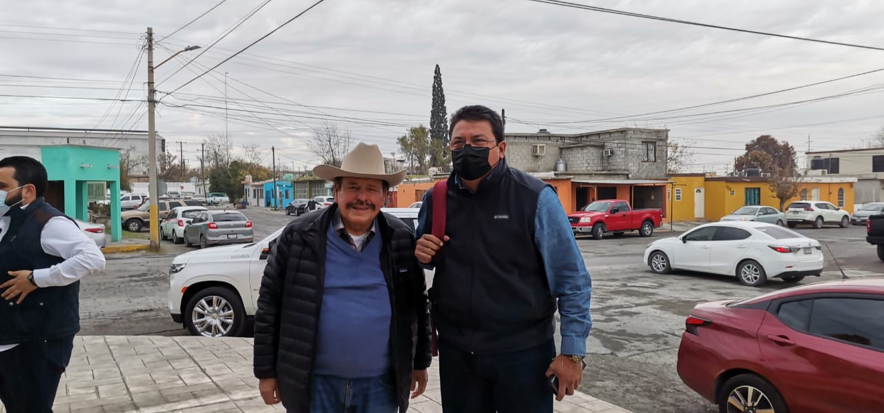 Critica Guadiana a Reyes Flores por foto publicada en redes