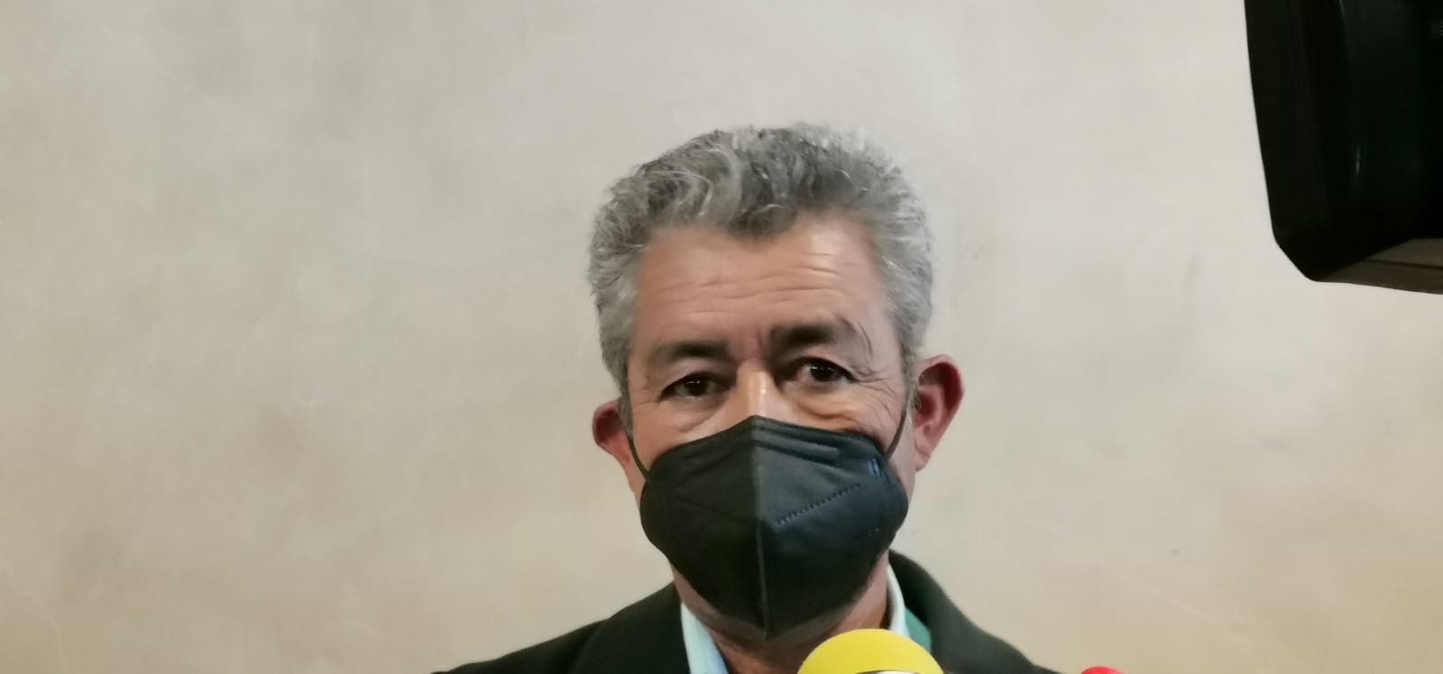 Revisarán condiciones de escuelas para sumarse a sistema híbrido