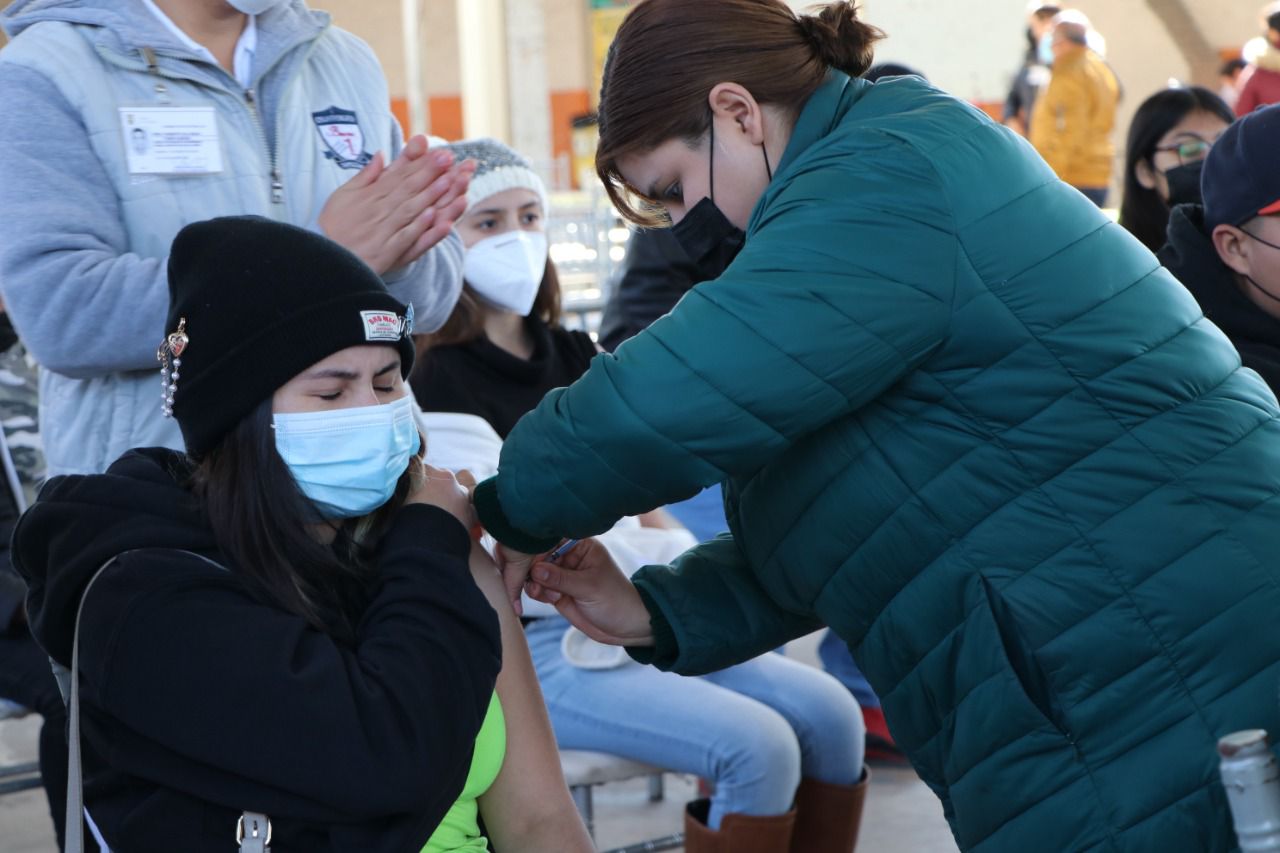 Arranca aplicación de segunda dosis de Pfizer para 15 a 17 años