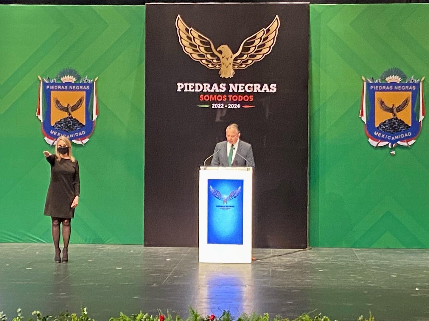 Toman protesta alcaldesas de Piedras Negras y Nava