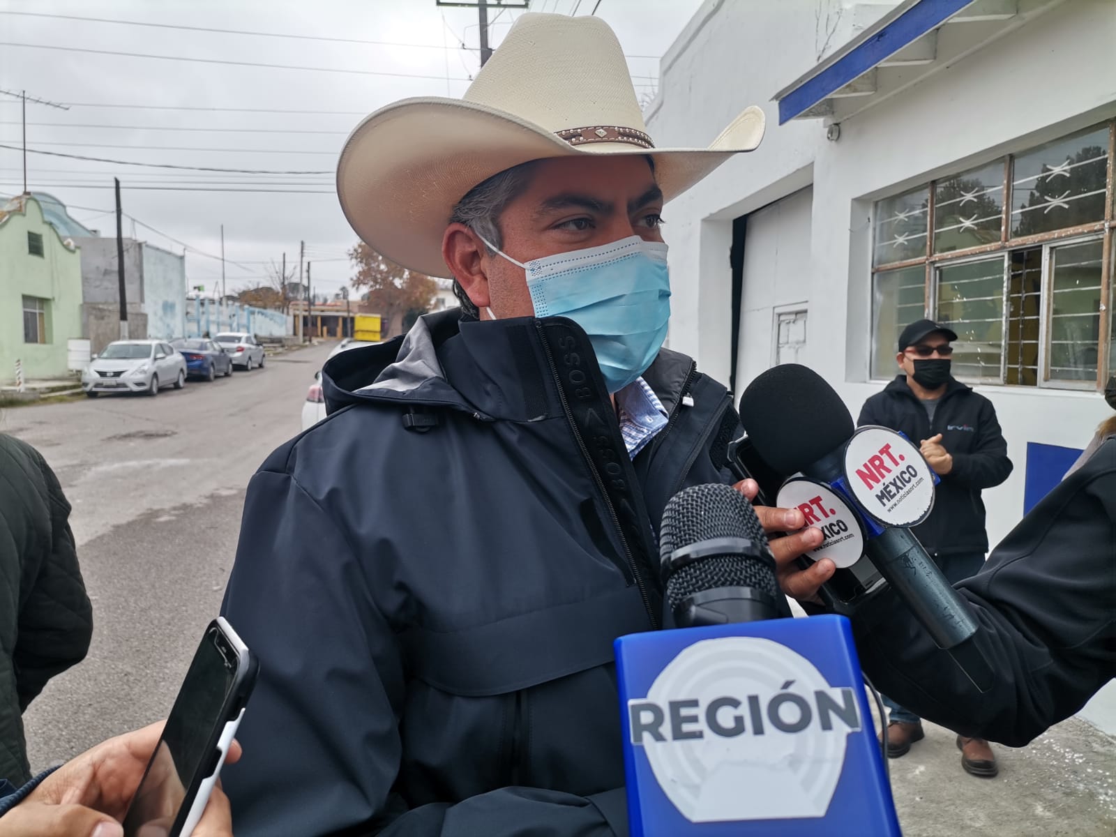 Convence a Paredes ir en alianza en próximos comicios