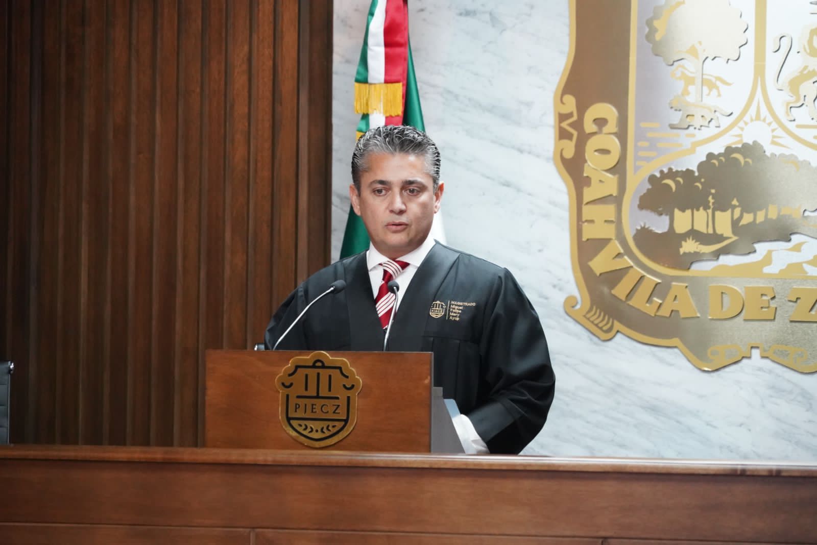 Rinde Mery Ayup informe de resultados