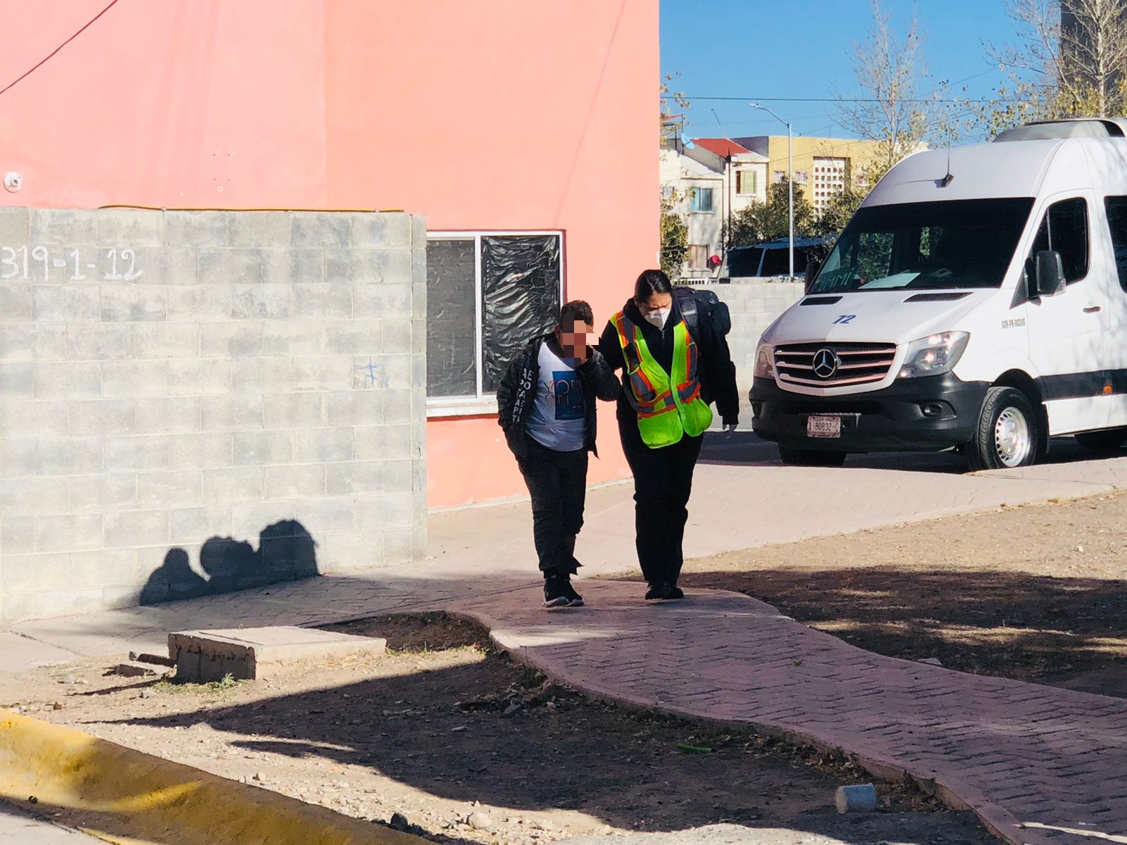 Reciben flamazo tras cambiar un tanque de gas