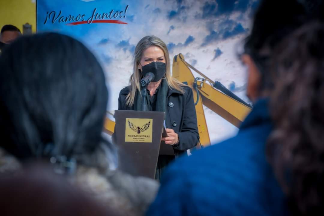 Inicia Treviño Galindo programa de Bacheo