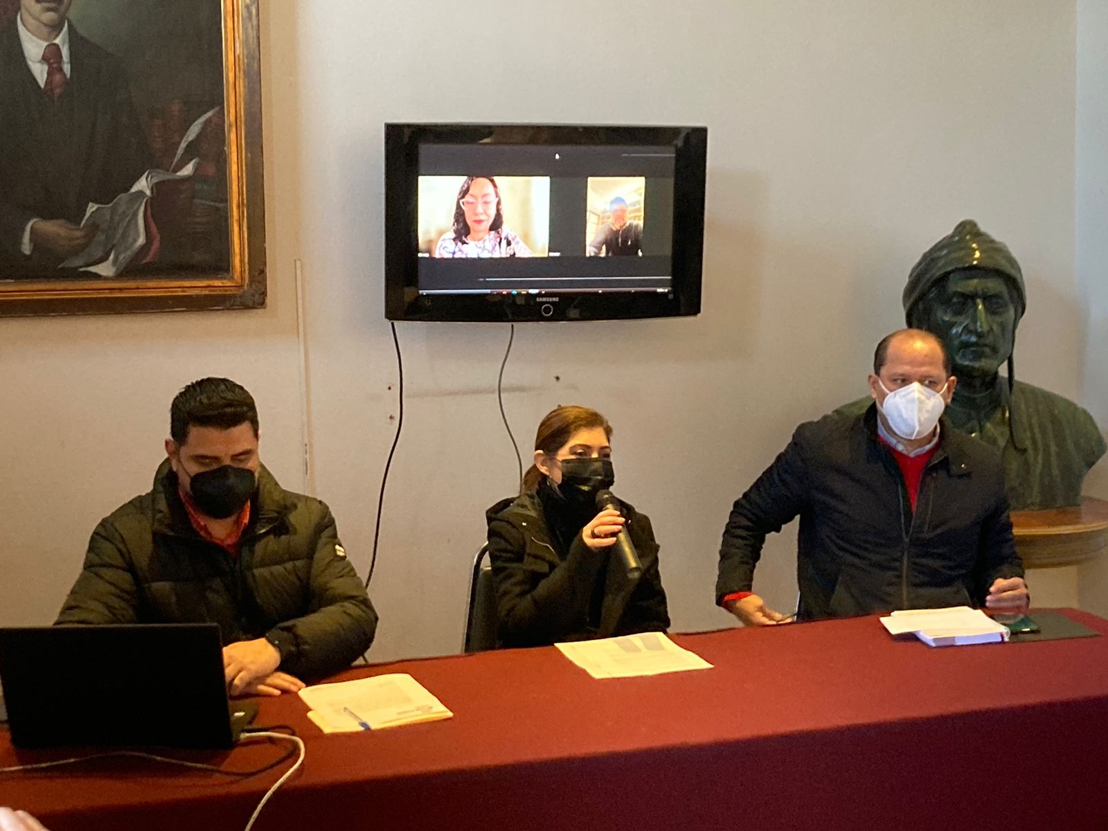 Descartan plagio de sarape por parte de empresa japonesa