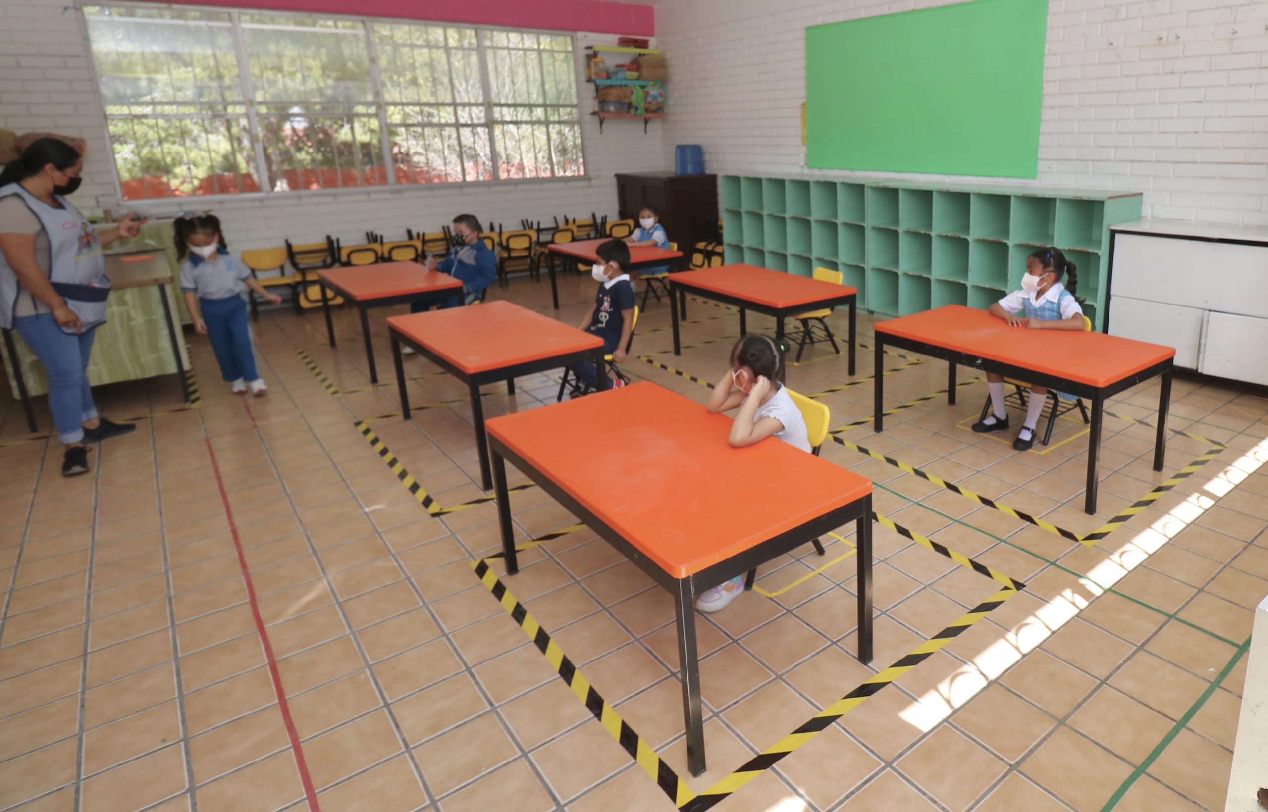 Va Educación por más aforo estudiantil