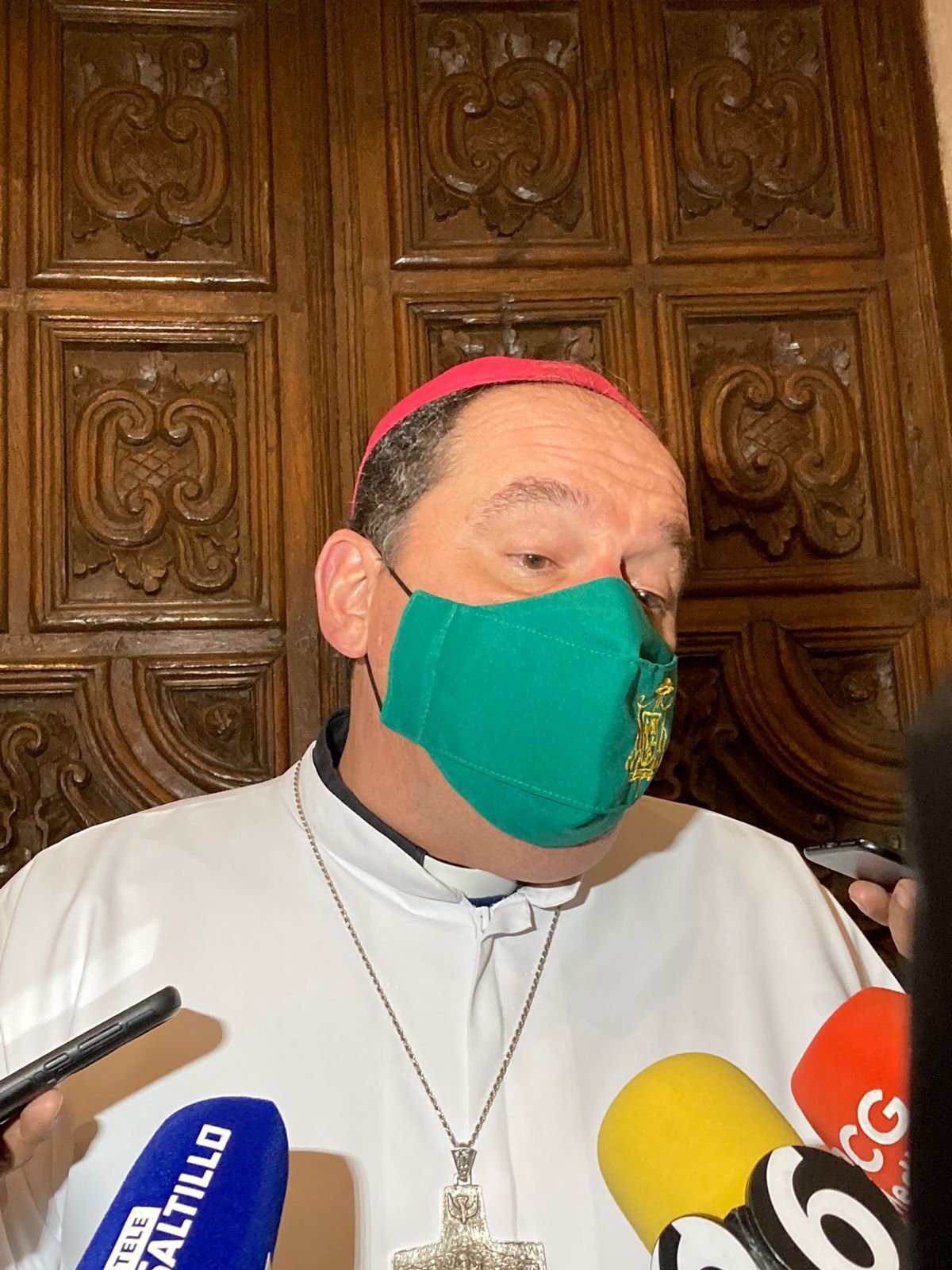 Desconoce Hilario si hay curas homosexuales en la Diócesis