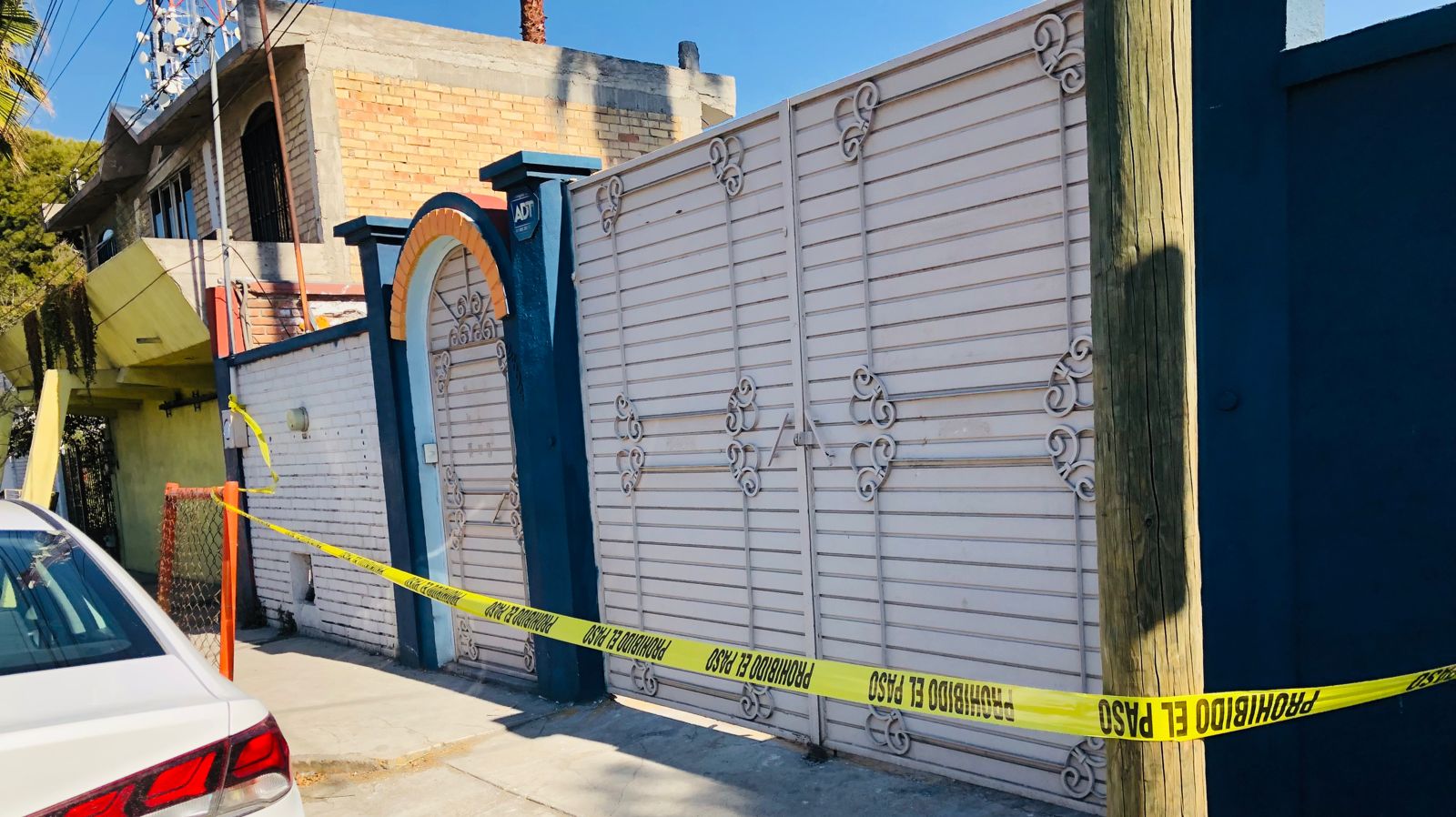 ‘Olvidan’ restos de bisabuela en una casa