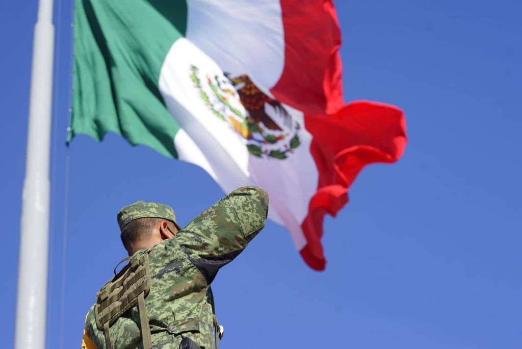 Encabeza MARS conmemoración del Día de la Bandera