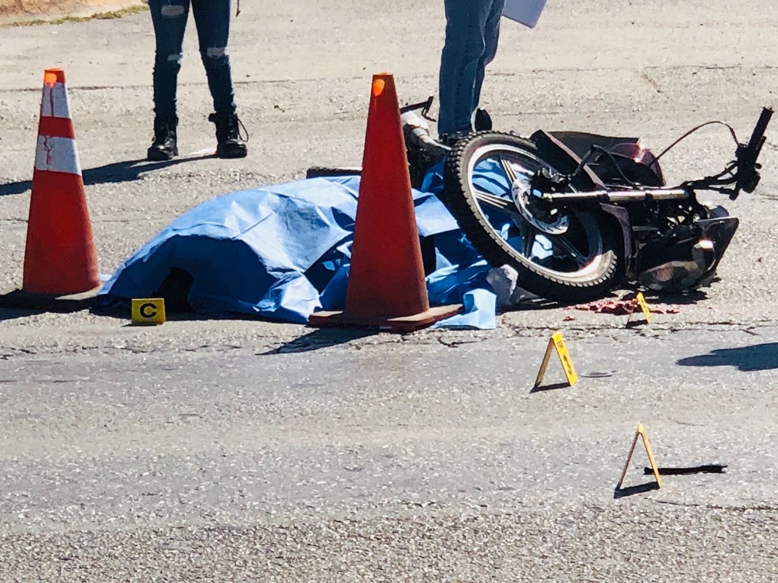 Muere motociclista en accidente