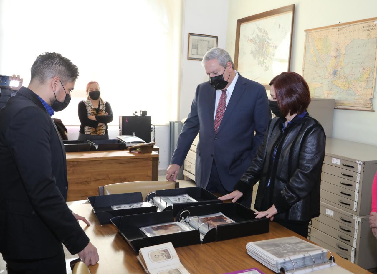 Archivo Municipal, muestra viva de la historia de Saltillo: Chema Fraustro