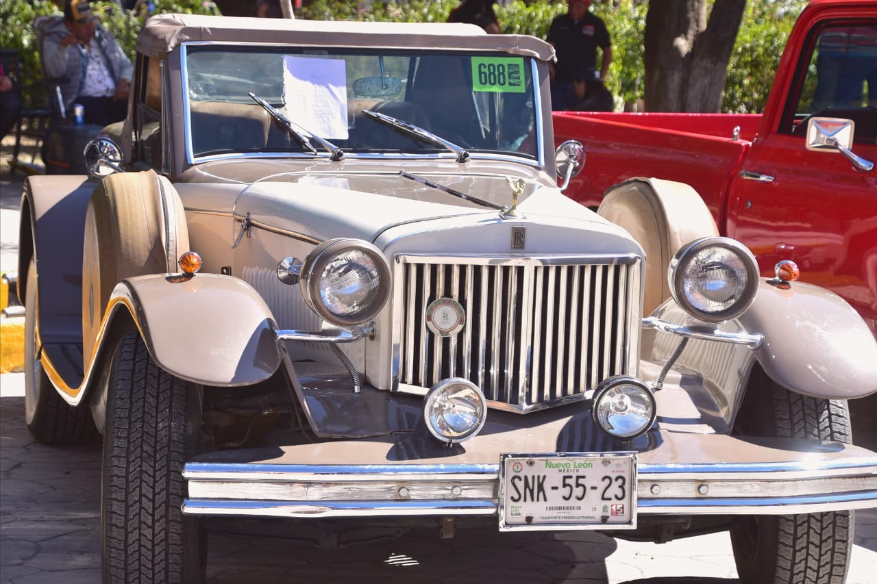 Más de 10 mdp de derrama económica deja actividad de autos clásicos en Arteaga