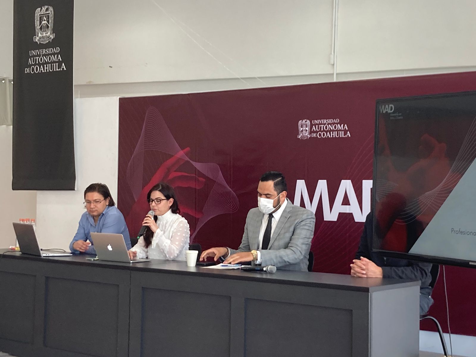 Presenta EAP maestría en Arte y Diseño