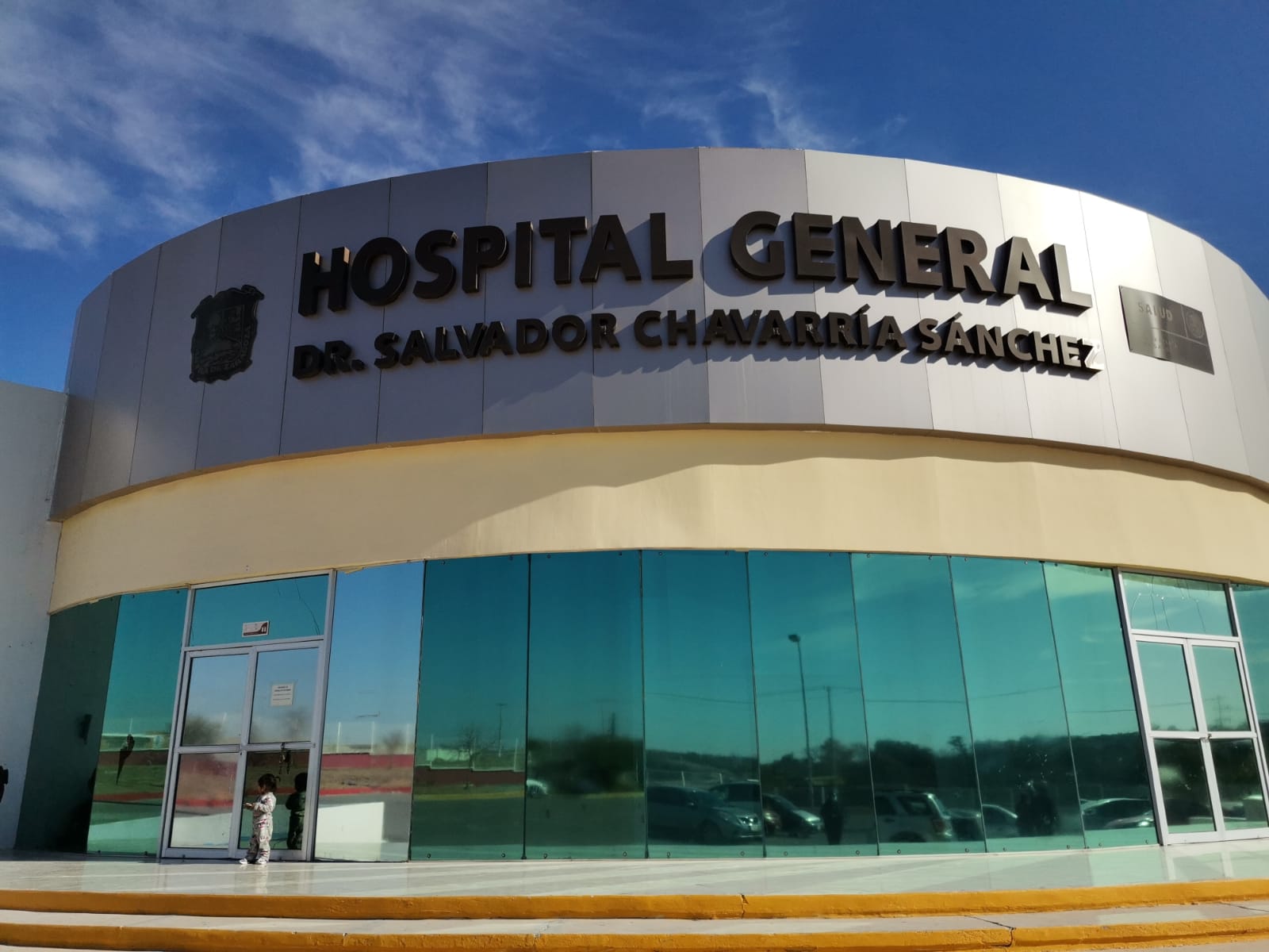 Grave, embarazada por complicaciones de covid