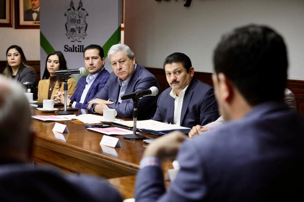 En Saltillo se trabaja todos los días para que la ciudad funcione: Chema Fraustro
