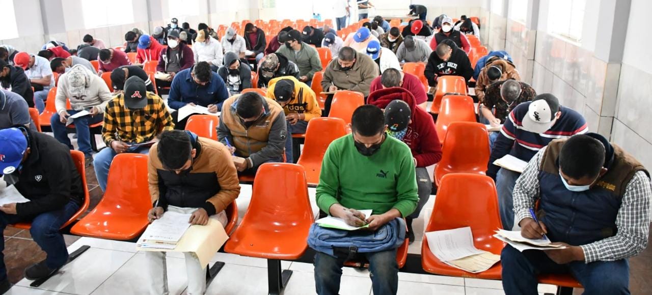 Organiza CTM feria del empleo