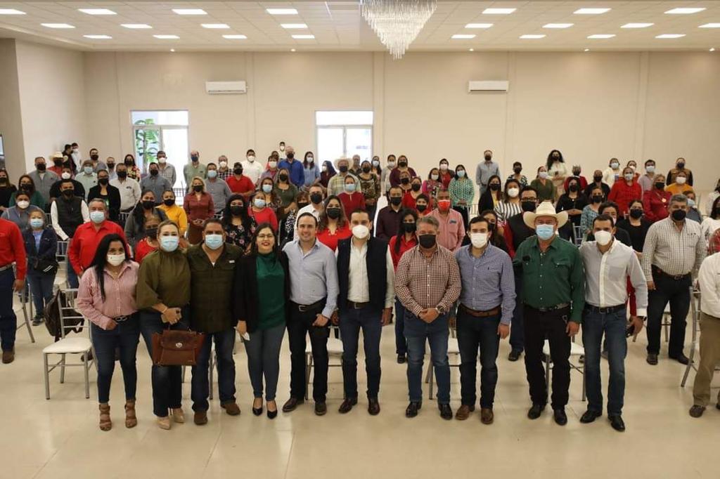 Continúan acciones en beneficio de nuestra gente: Manolo
