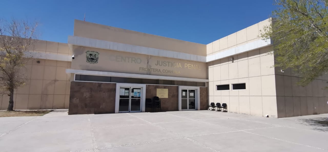 Acusan de homicidio a chofer que abandonó a migrantes