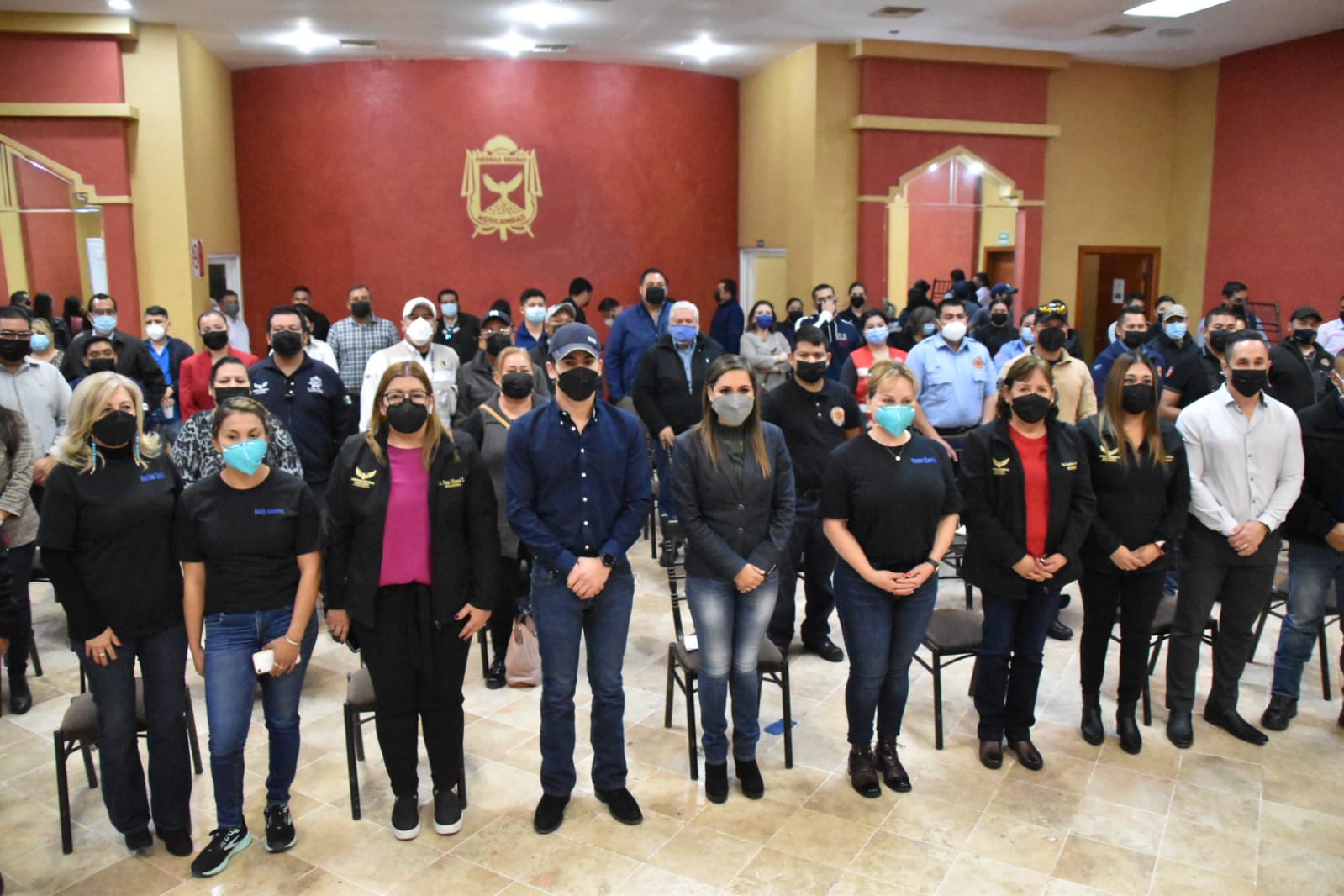 Imparten capacitación en primeros auxilios