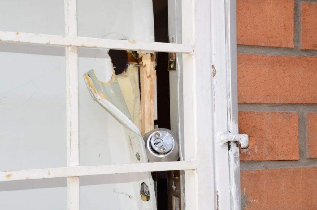 Vándalos atacan escuelas en vacaciones