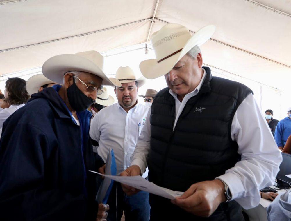 Más de 50 millones de pesos al campo saltillense.- Chema Fraustro