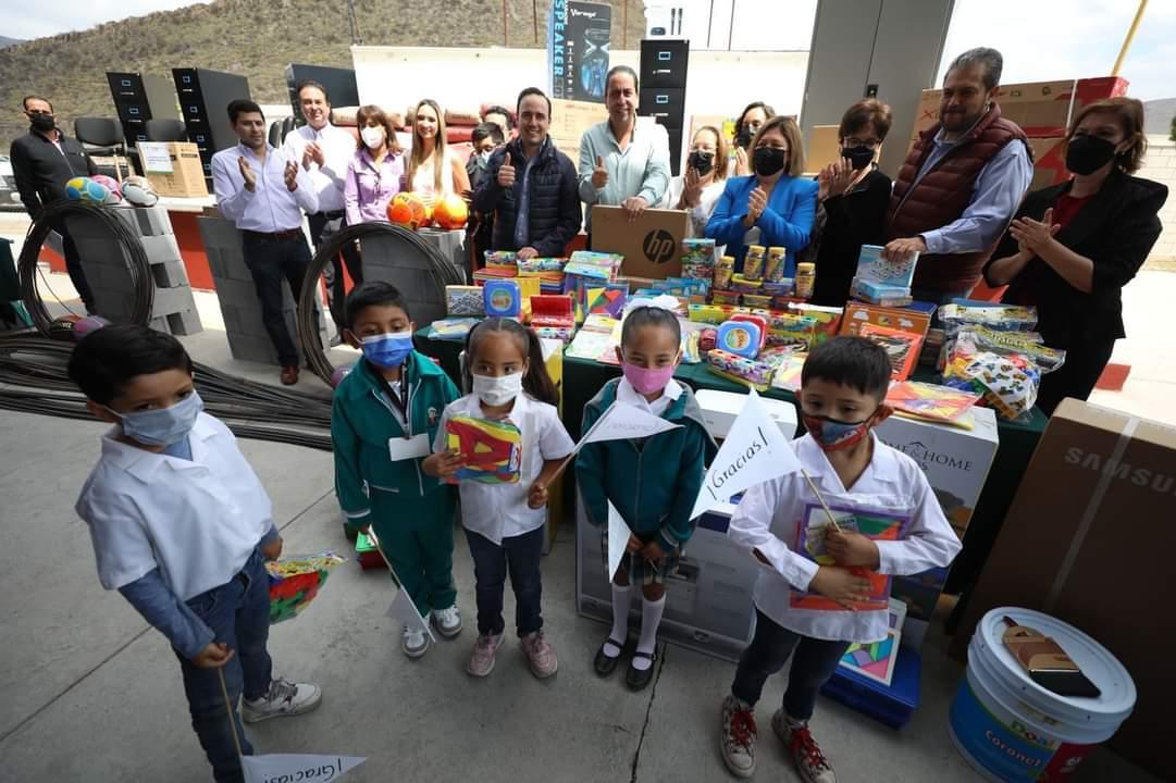 Arrancan Manolo y Chema “Mejora Tu Escuela” en Ramos Arizpe