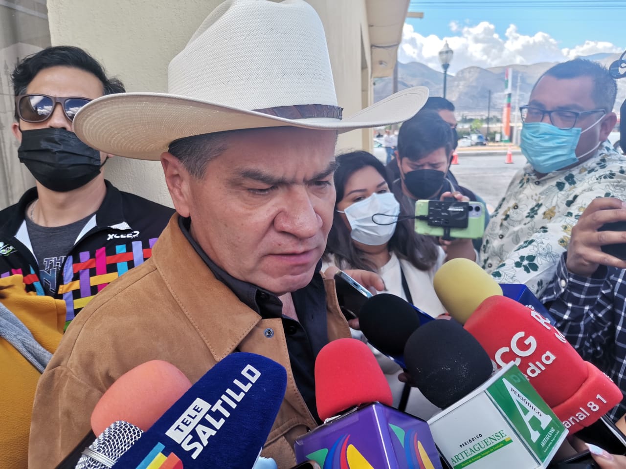 Buscan amparo vecinos de presa Palo Blanco