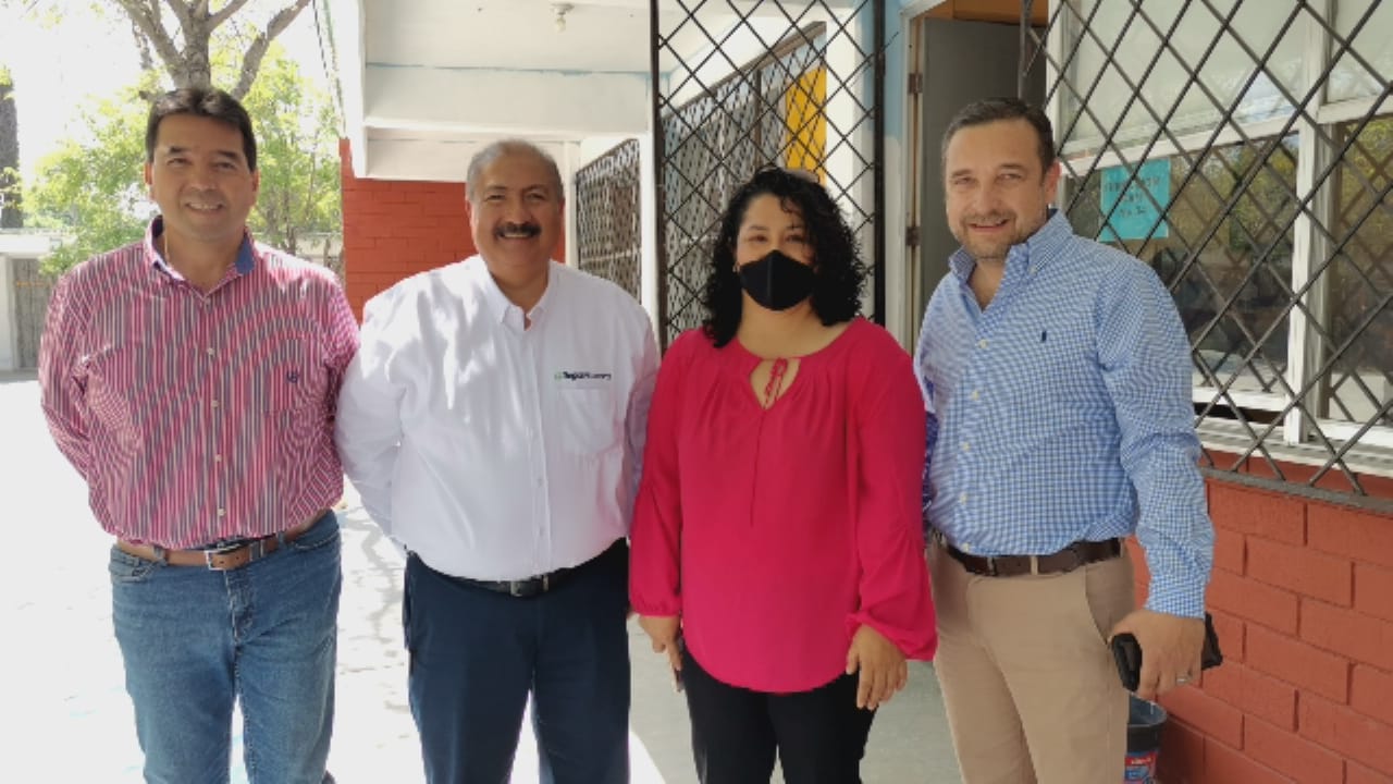 Donan a CAM 34 diez mil dólares para reparar instalaciones
