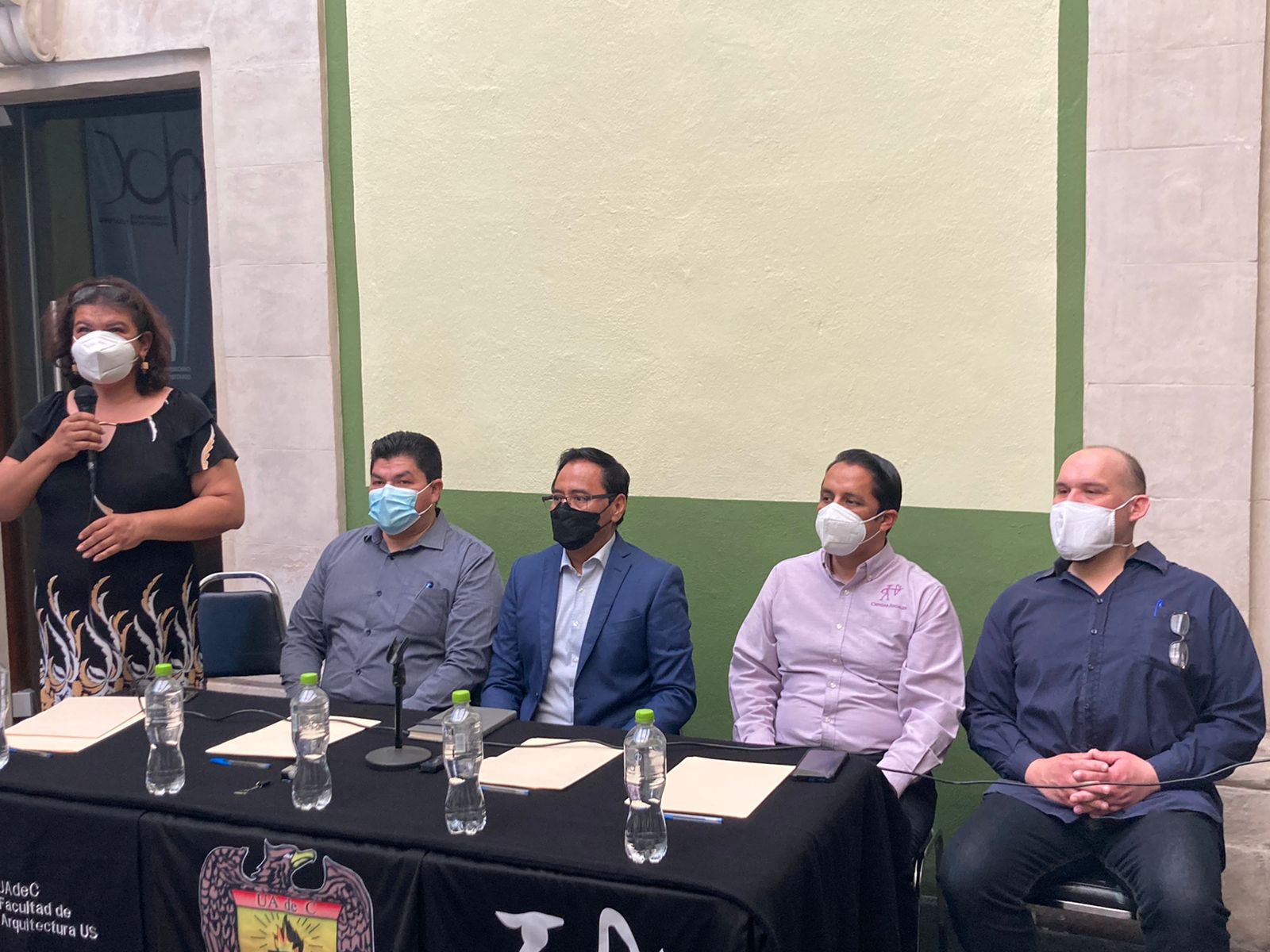 Crean alianzas para los universitarios