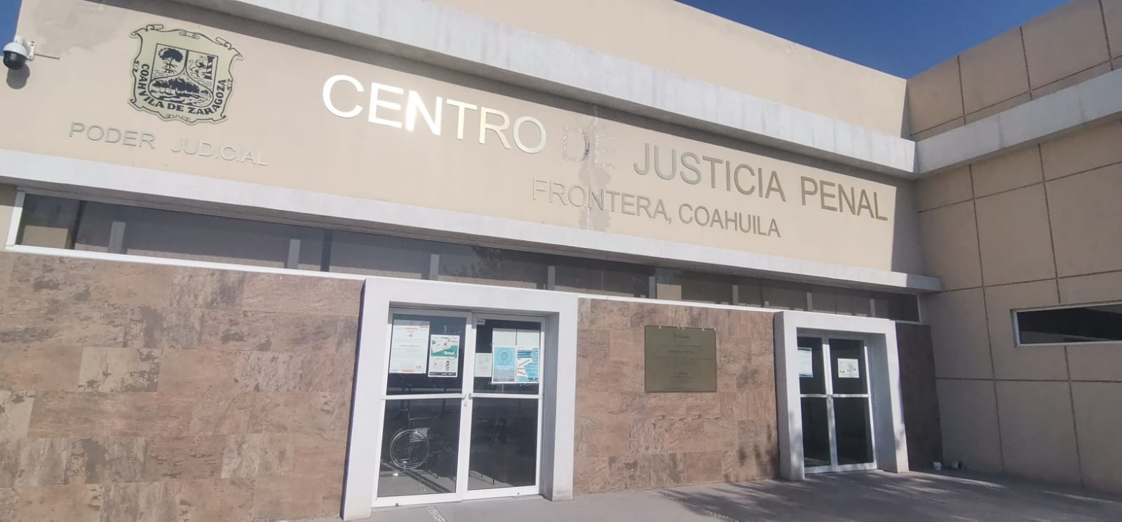 Buscarán vincular a proceso a hombre que comercializaba documentos educativos apócrifos