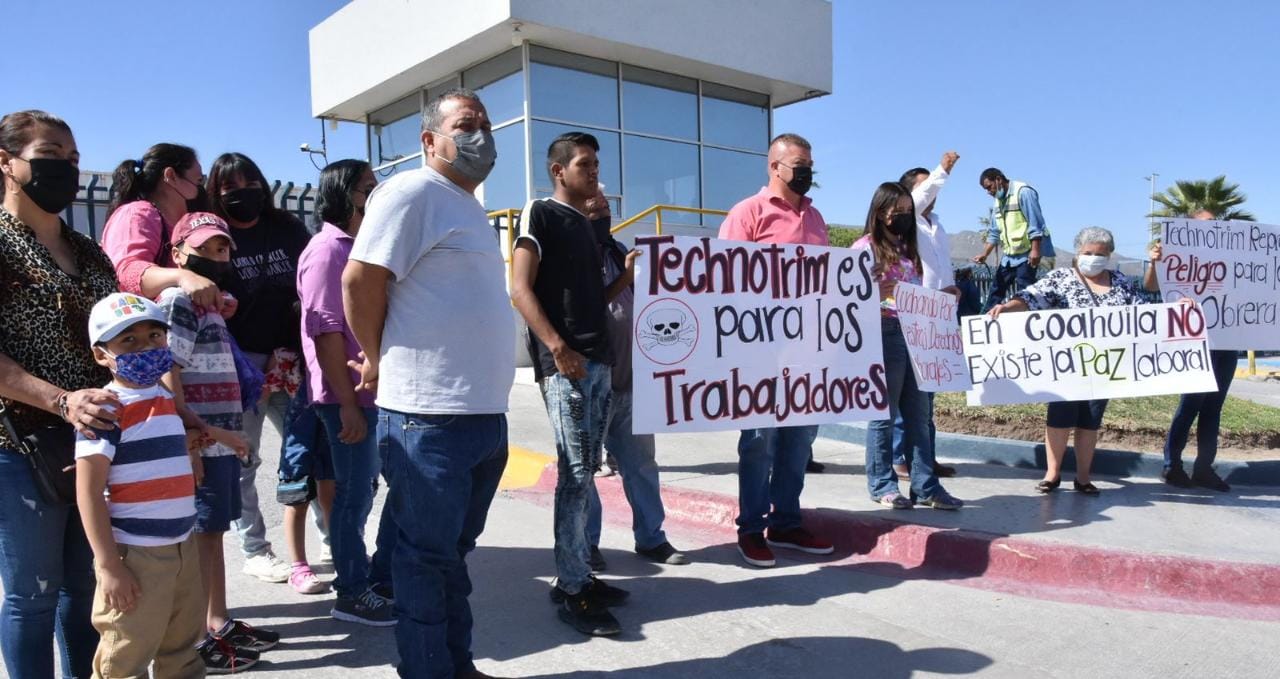 Exigen justicia para trabajadores cesados de TechnoTrim