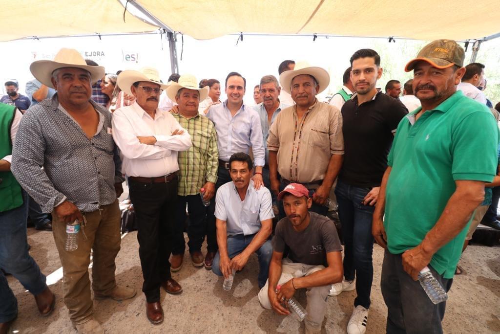 Con Mejora Coahuila inician pavimentos en ejidos