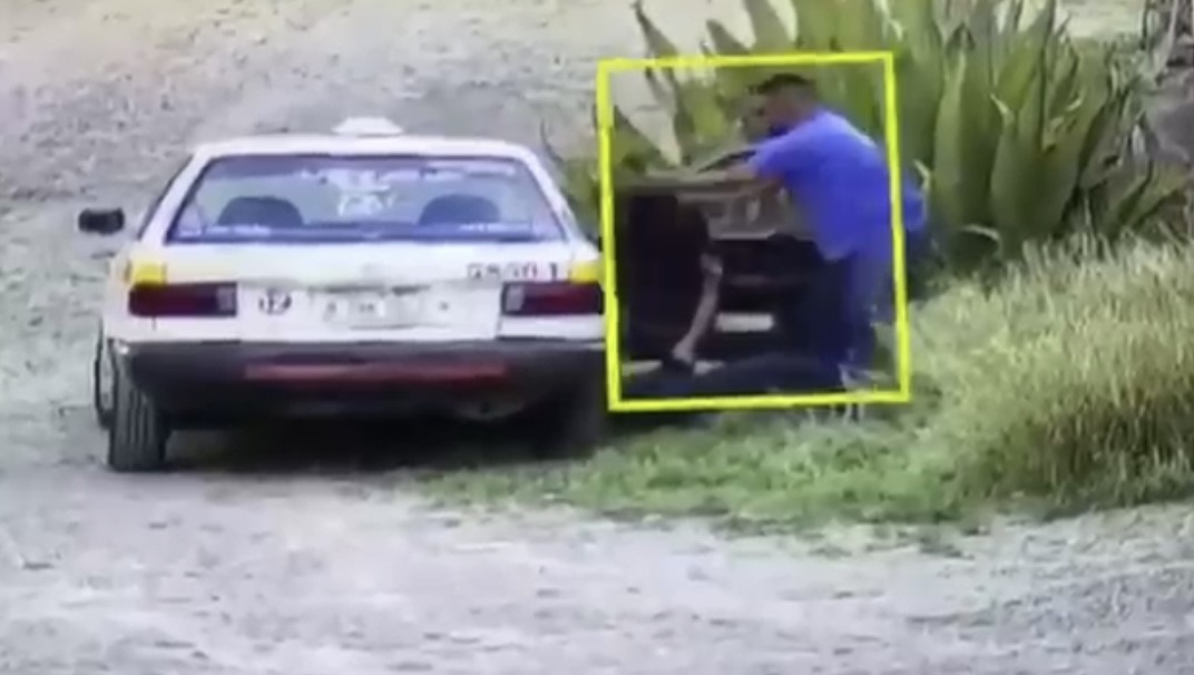 Detienen a taxista por asalto a adulto mayor