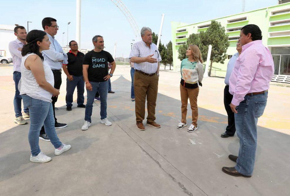 Revisa Chema Fraustro condiciones de Biblioparques