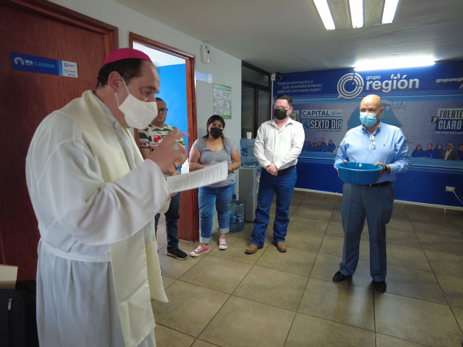 Bendice obispo instalaciones de Grupo Región