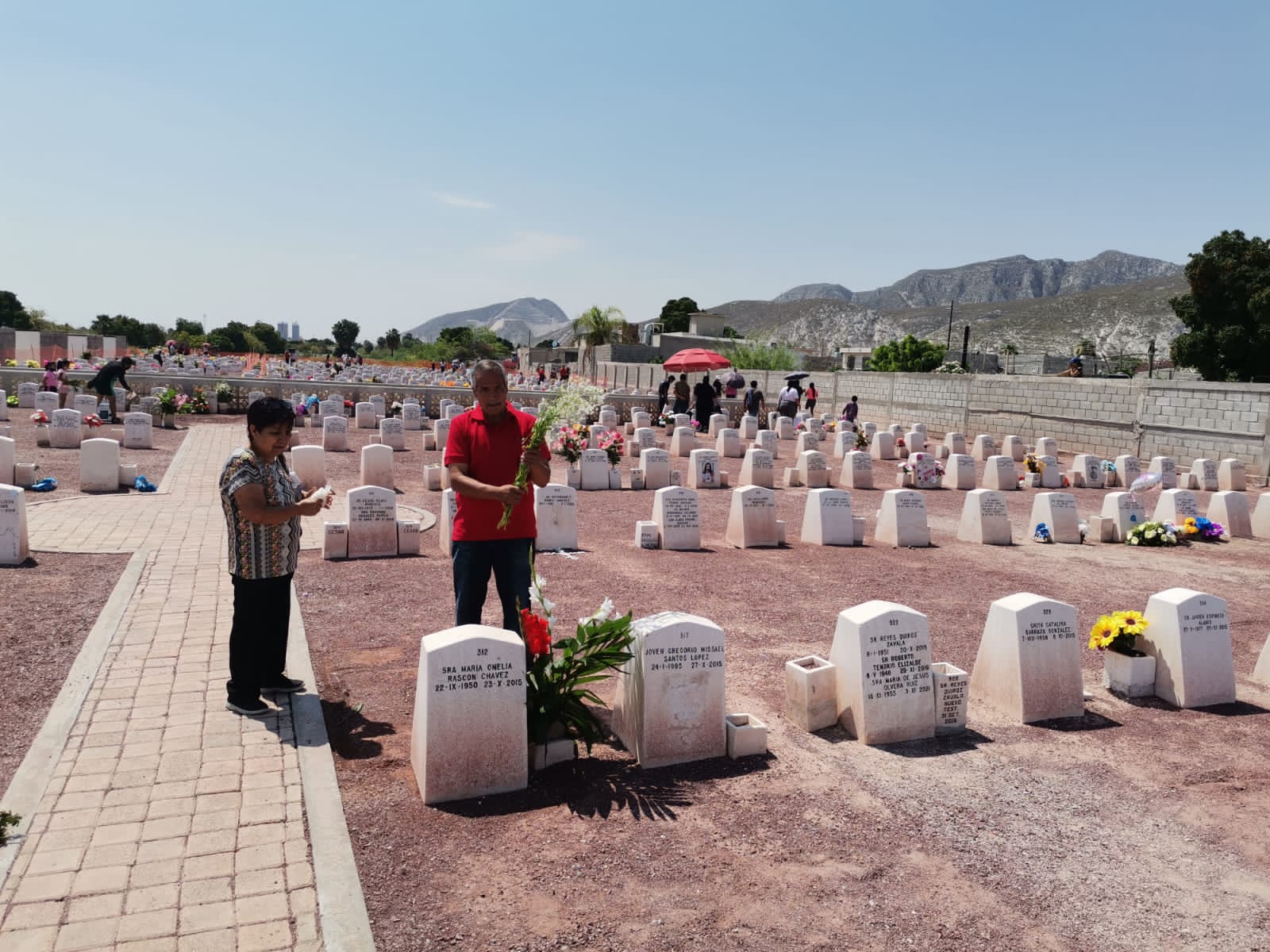 Sin incidentes en visita a panteones durante el 10 de mayo en Torreón