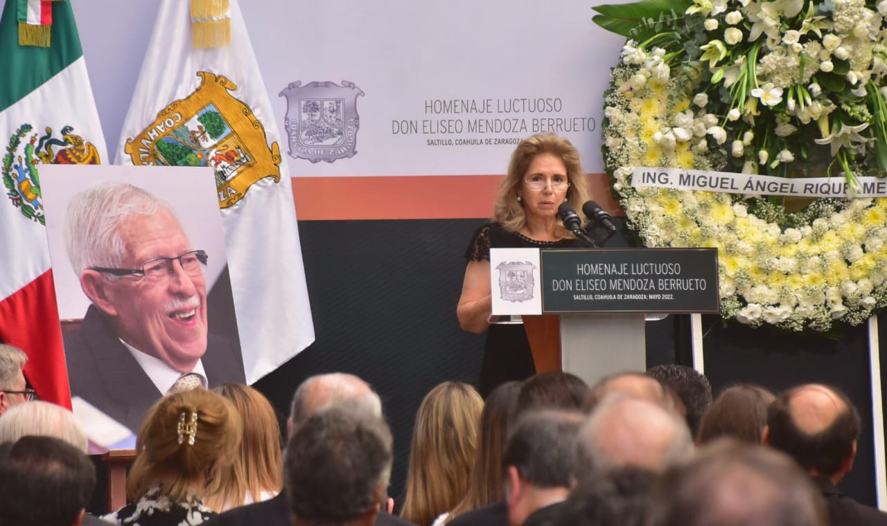 Sencillez y humildad, virtudes de don Eliseo