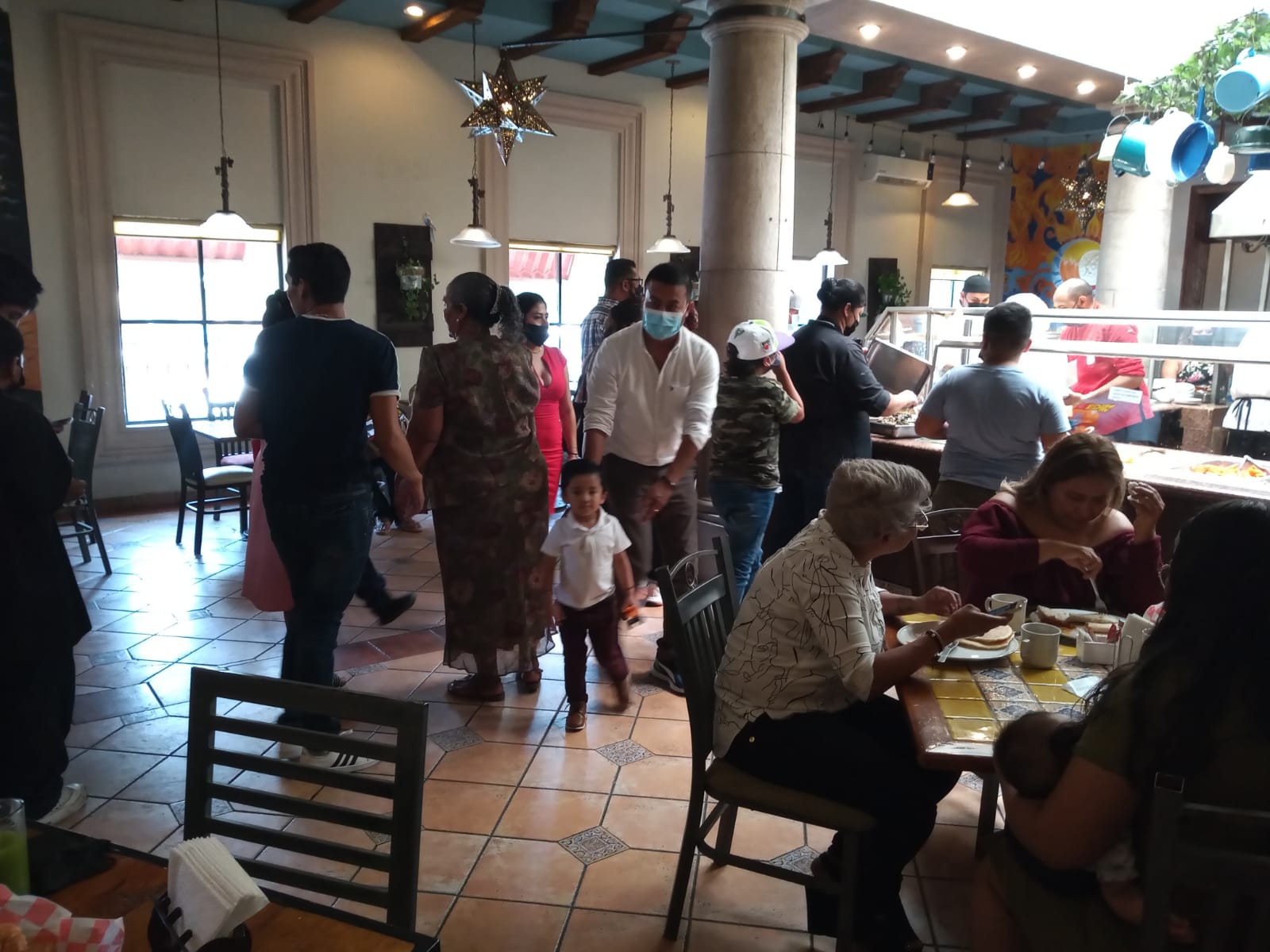 Esperan restauranteros romper récord por festejos a mamás